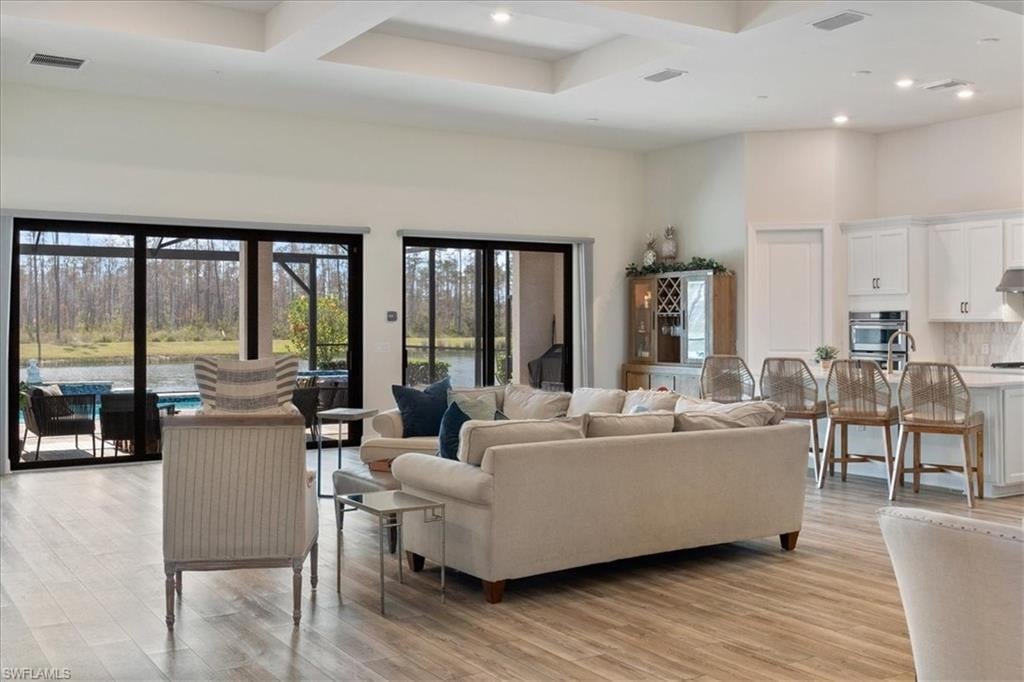 19364 Aqua Shore Dr