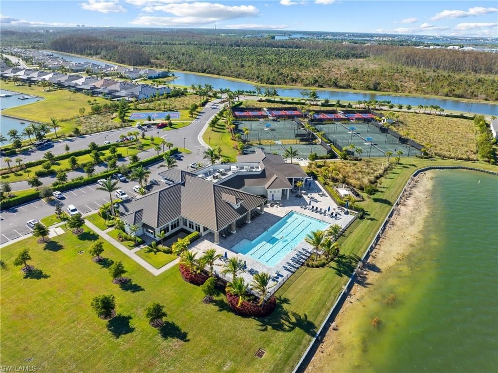 15248 Blue Bay Cir