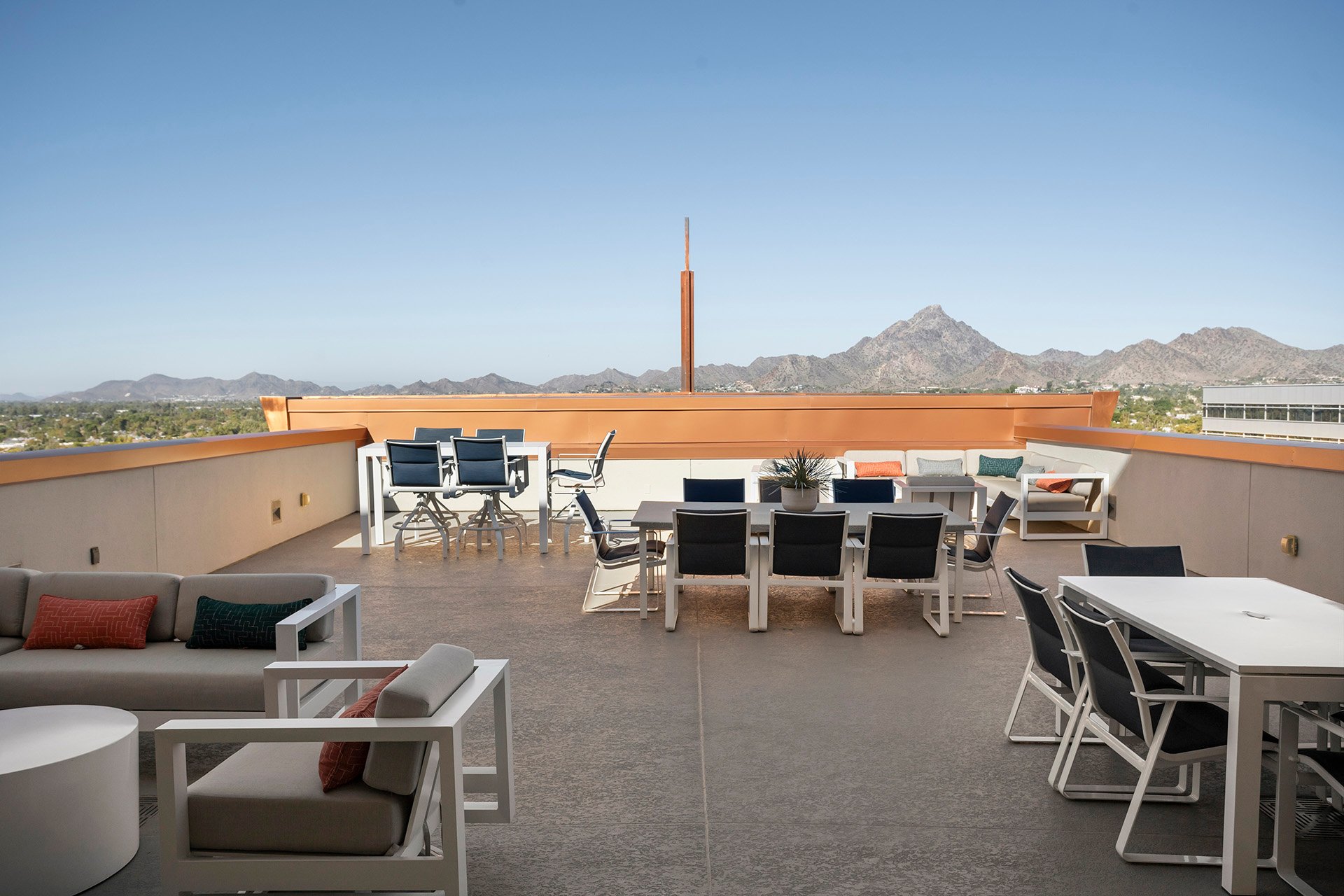 2211 E CAMELBACK Road, 1203