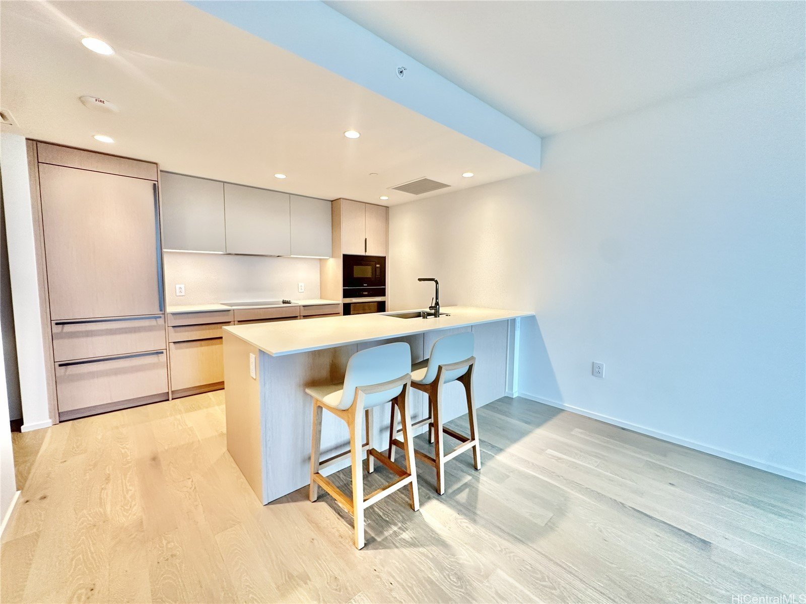 333 Ward Avenue #3501