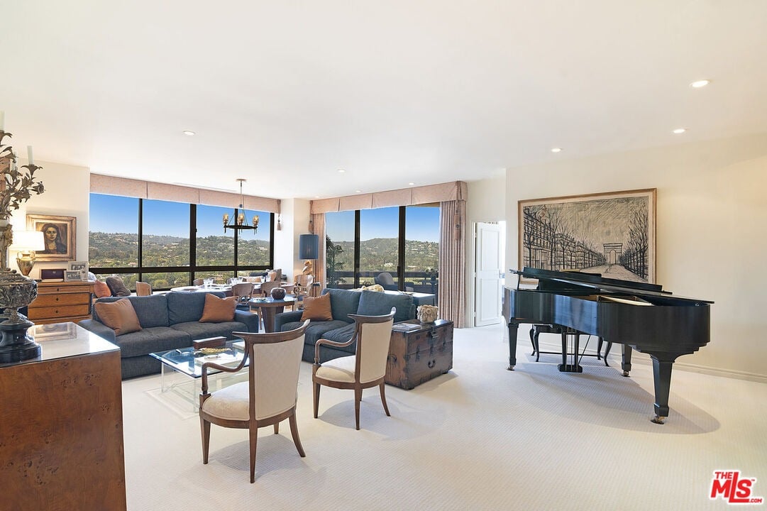 10430 Wilshire Blvd. Unit 1703