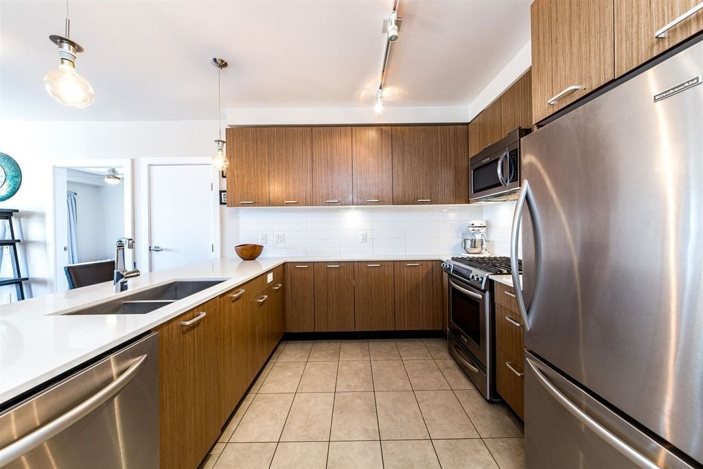 1177 Marine Dr, #311