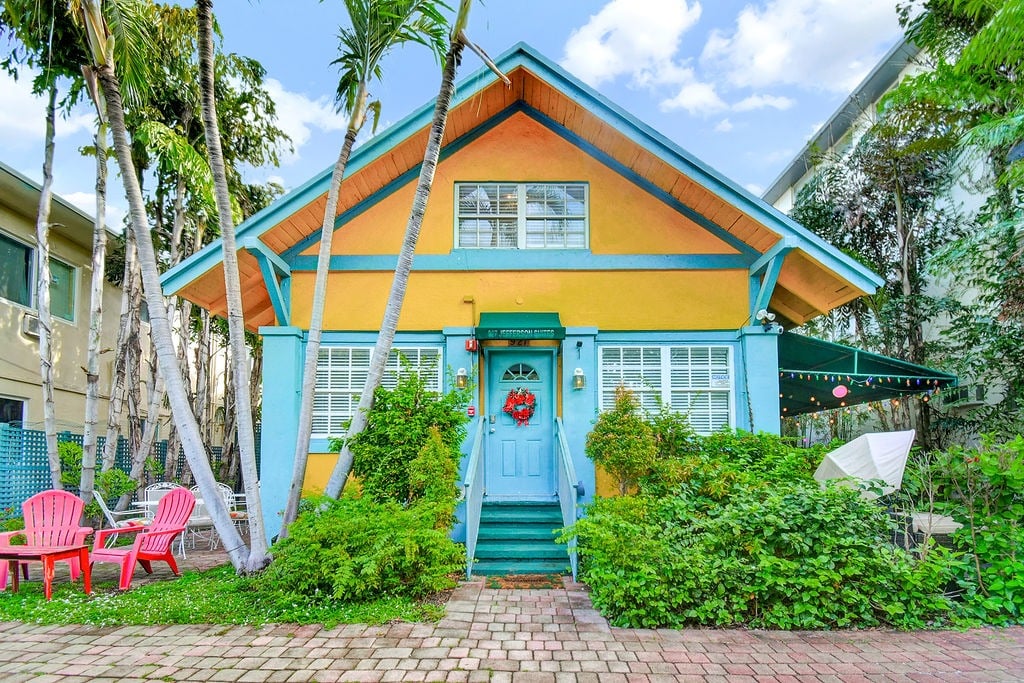 Boutique South Beach Hotel Sells by Luca Migliore