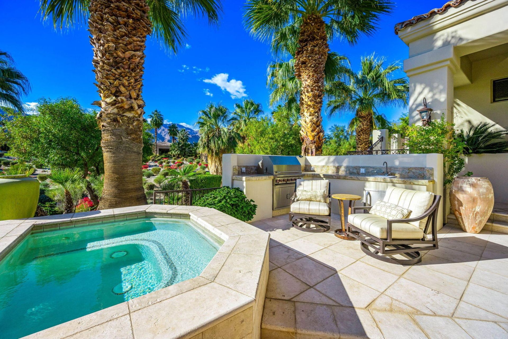 52705 Claret Cove