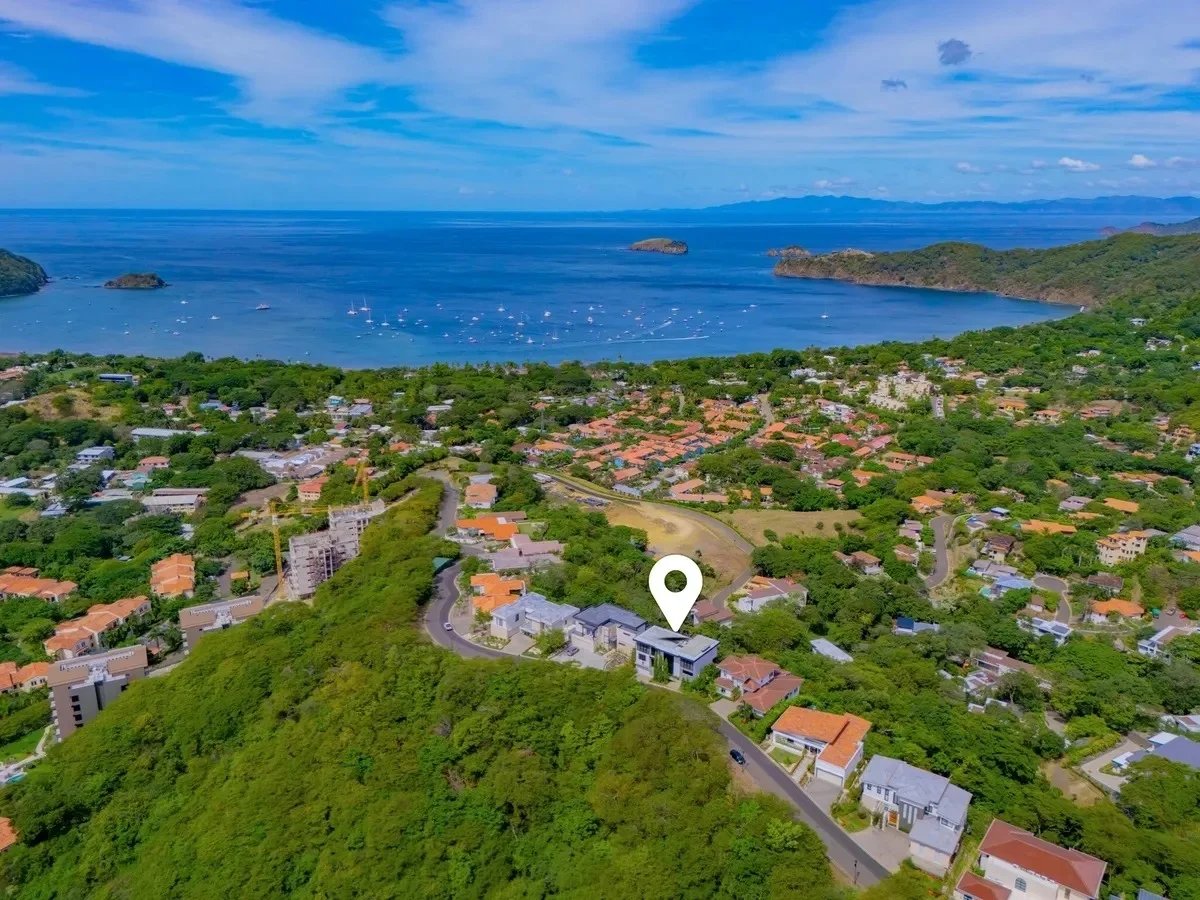 Elevated Infinity Pool Home, Papagayo, Guanacaste