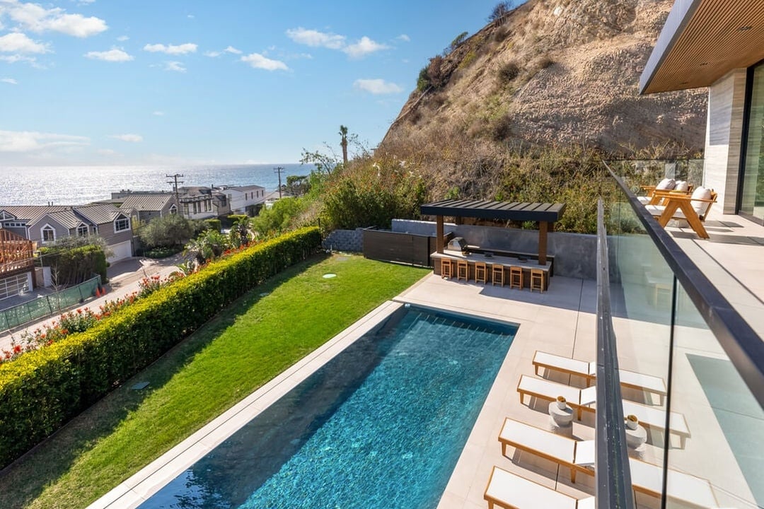Zenith Horizon, Malibu Rd, 90265