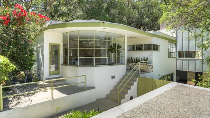 Unique William Kesling-Designed Streamline Moderne Up for Grabs in the Hollywood Hills