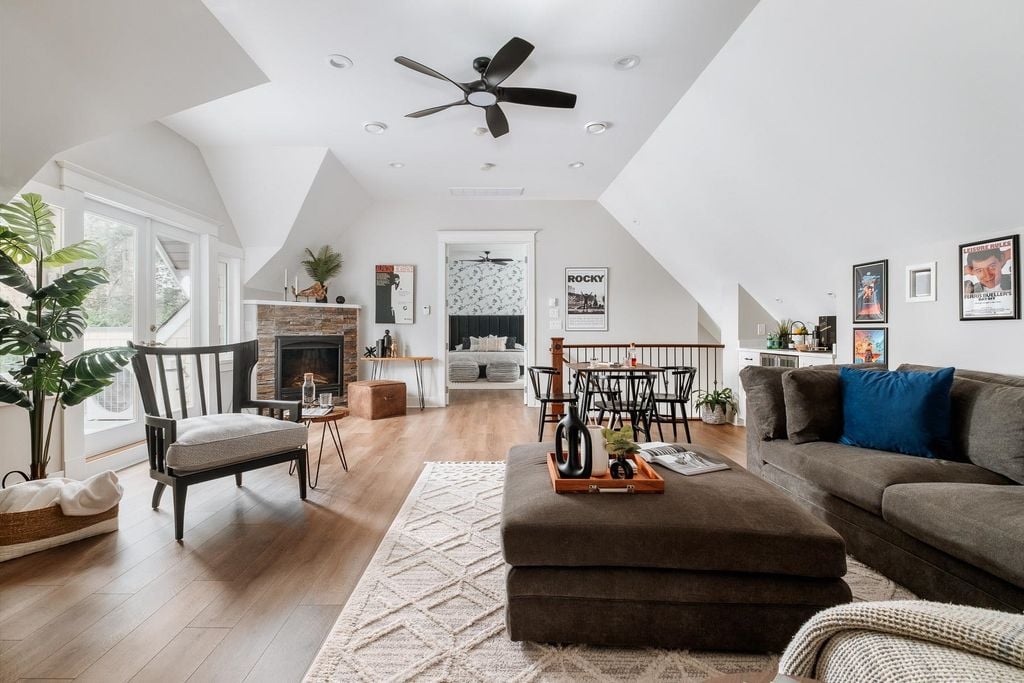 3039 Lazy A St