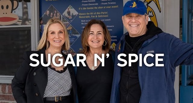 Sugar n' Spice on Balboa Island, an iconic spot to enjoy the original frozen banana