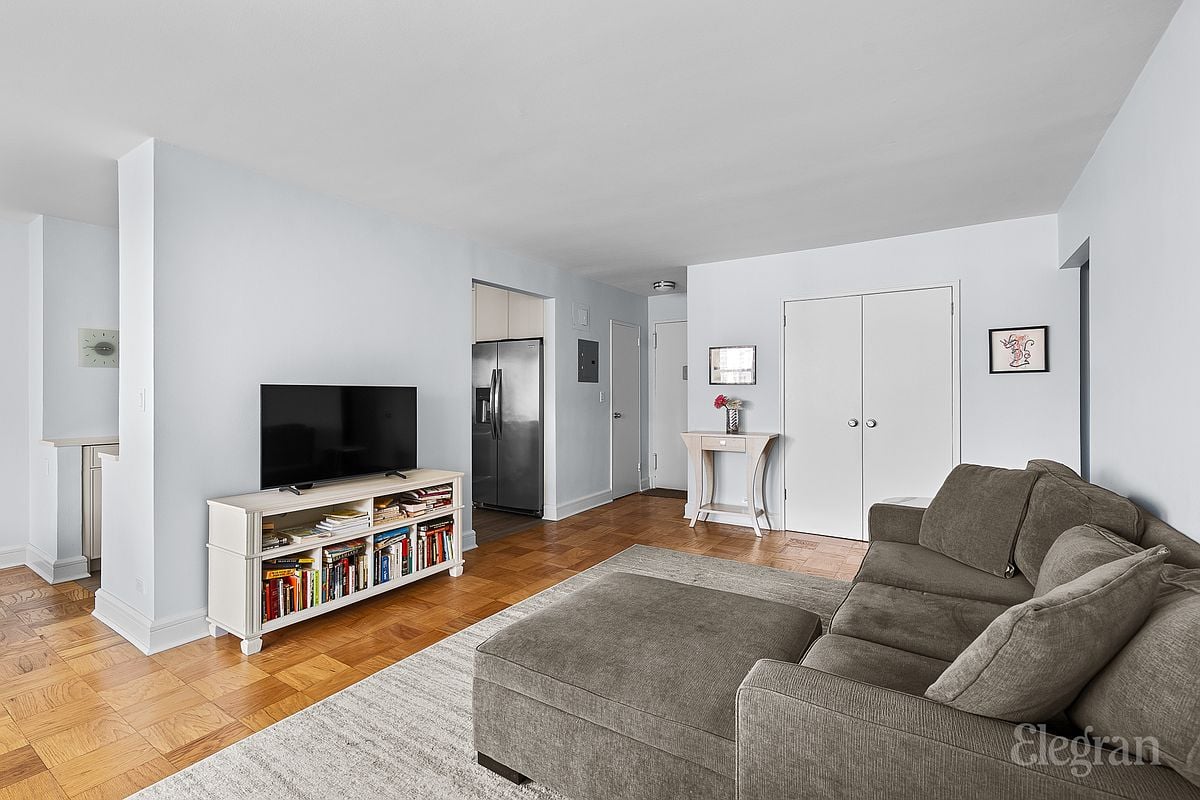 205 West End Avenue