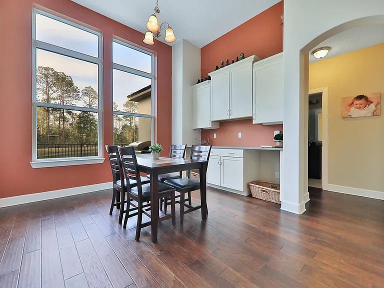 1323 Coopers Hawk Way