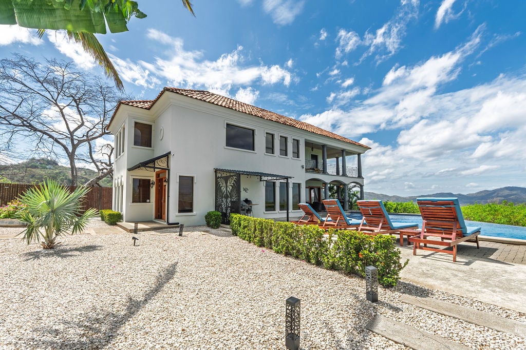 Casa de Estrellas | Elegant 4BR Ocean View Home in Pacific Heights, Potrero