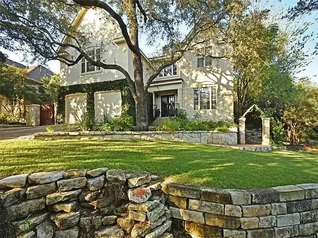 3604 Silver Hill Cir