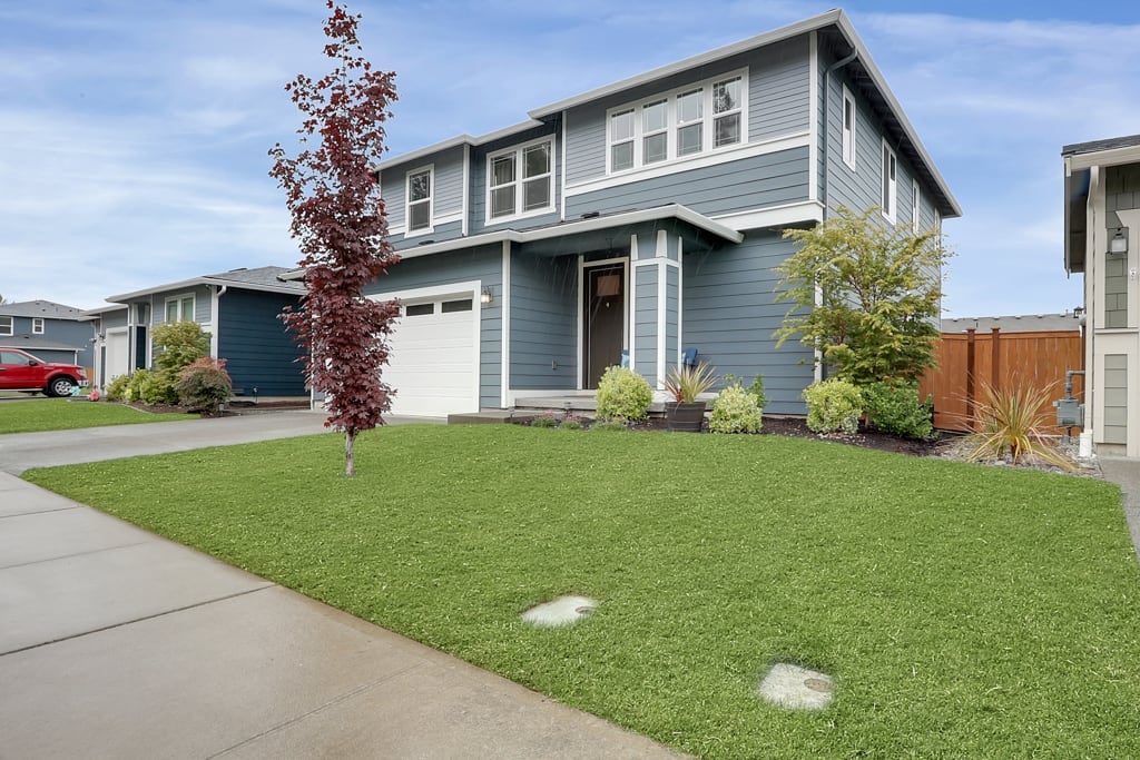 KB Home Resale in Falling Water