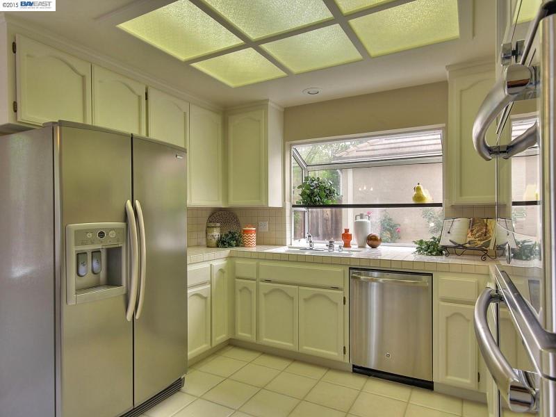135 Glasgow Cir