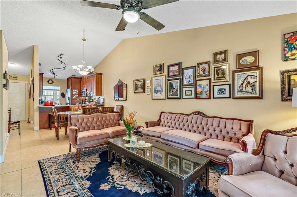 1702 Kings Lake BLVD Unit: 8-204