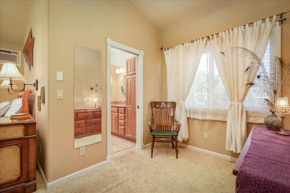 68-1924 Lina Poepoe St