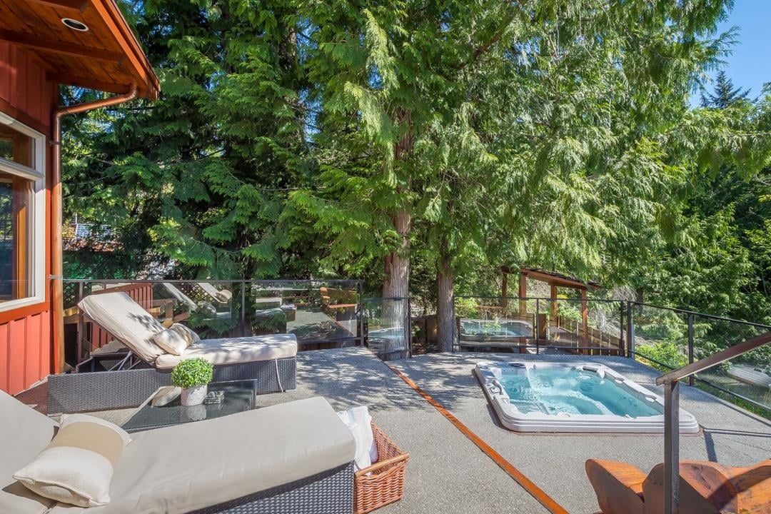 4-40781 Thunderbird Ridge