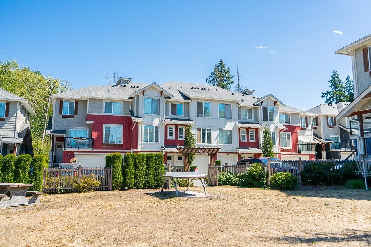 104-20498 82 Ave