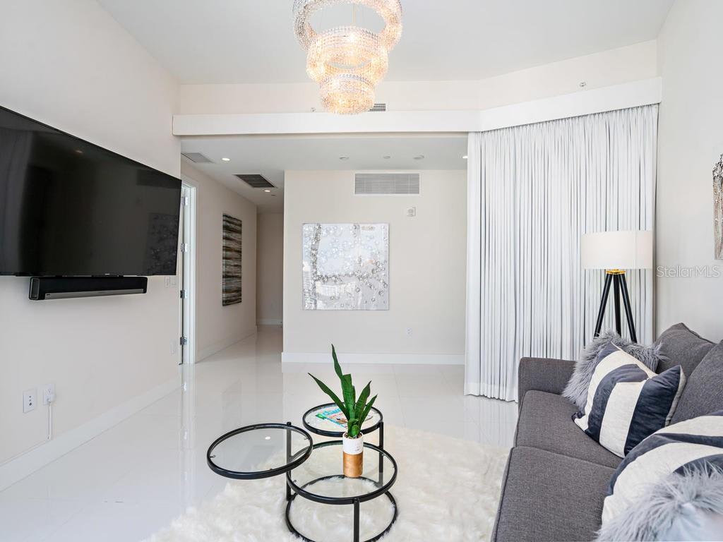 Vue Sarasota Bay Unit 1806
