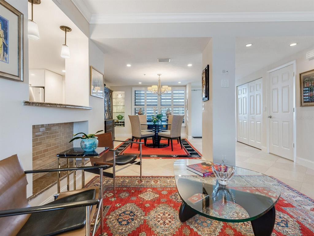 1255 North Gulfstream Ave, #904