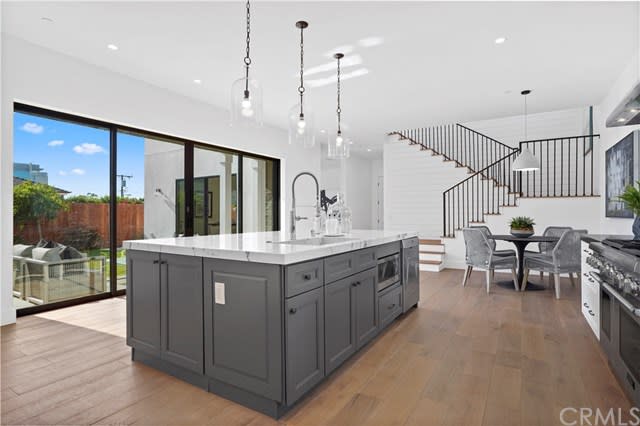 417 Holmwood, Newport Beach