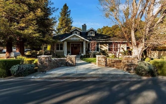 3448 Freeman Rd