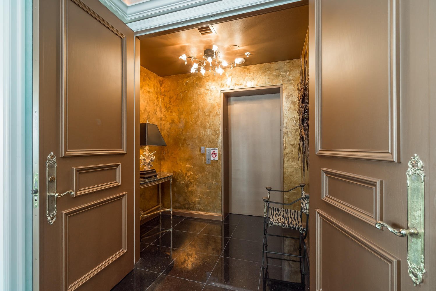 435 L Ambiance Dr, #L407