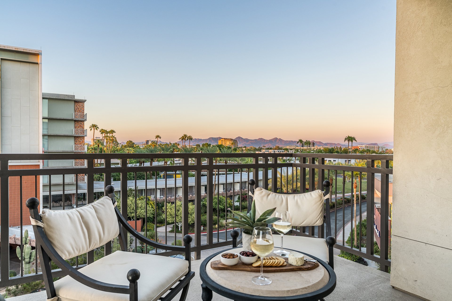 6803 E MAIN Street, 5511