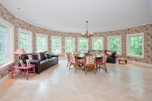 1127 Sheridan Rd