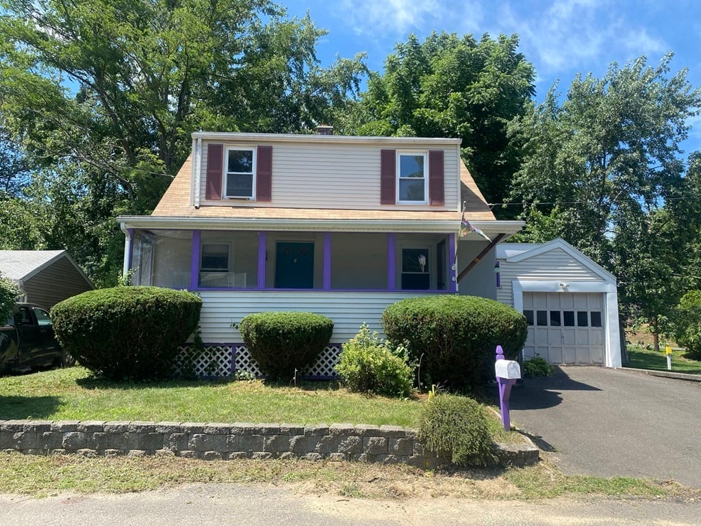 9 Garden St