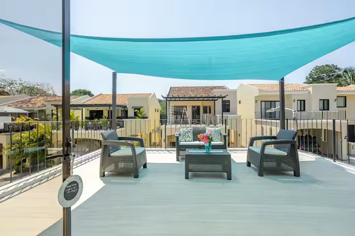 Villa Tortuga, Prime Location Just 5 Minutes from Marina Pez Vela & Shops