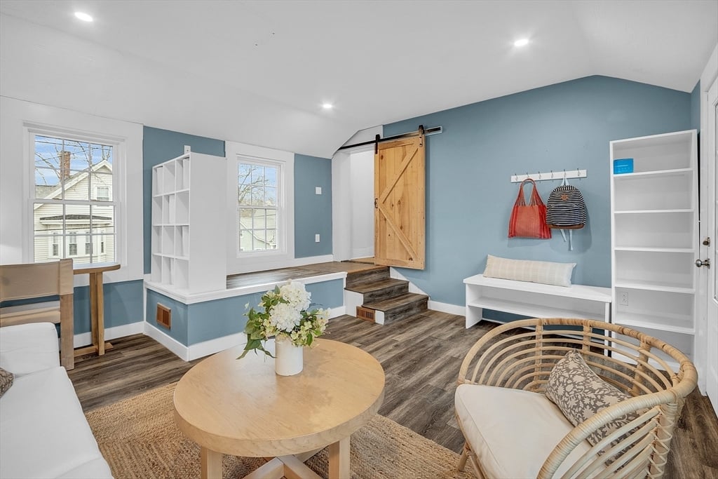 36 Pleasant St