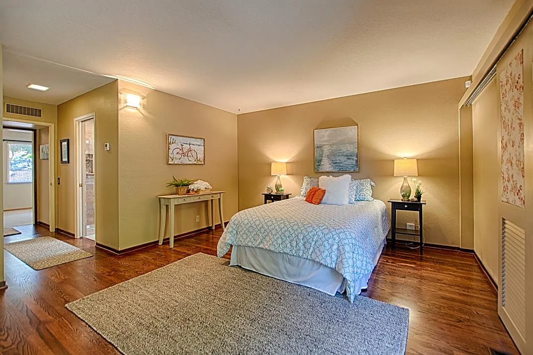 178 Montclair Dr
