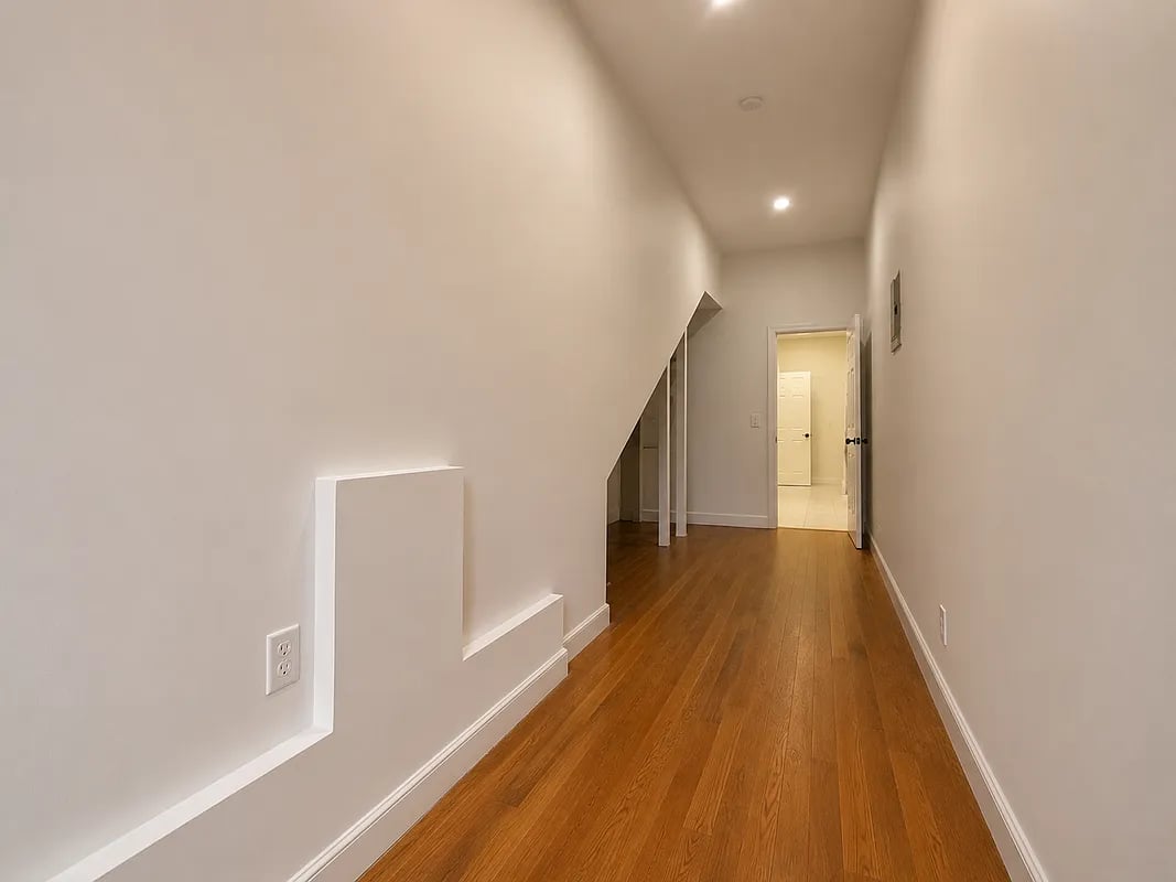 771 4th Avenue #1L