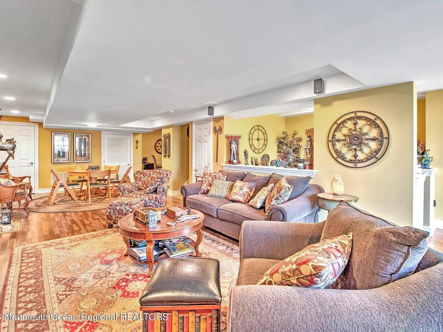 52 Smock Court