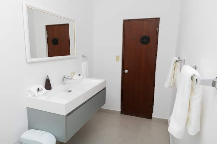 Perfect for Groups! 4BR/3BA • Ocean Park Terrace - Airbnb