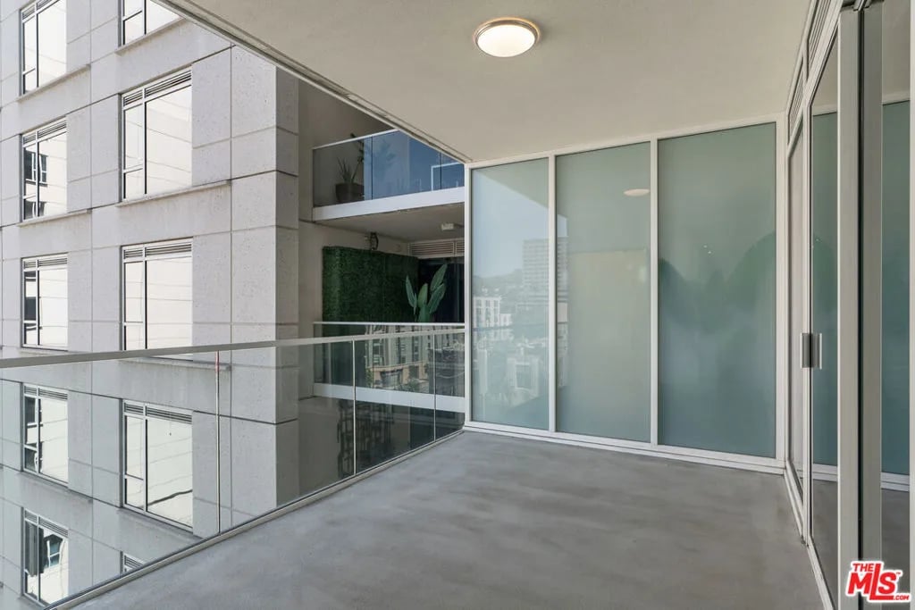 6250 Hollywood Blvd, #7D