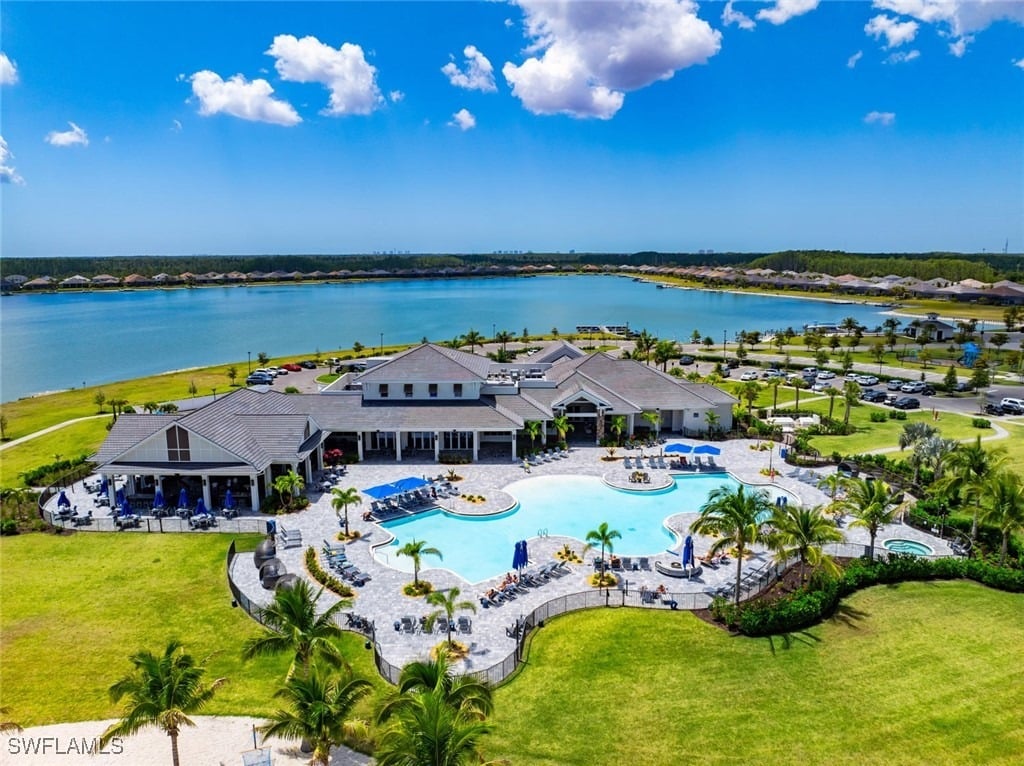 19129 Aqua Shore Dr