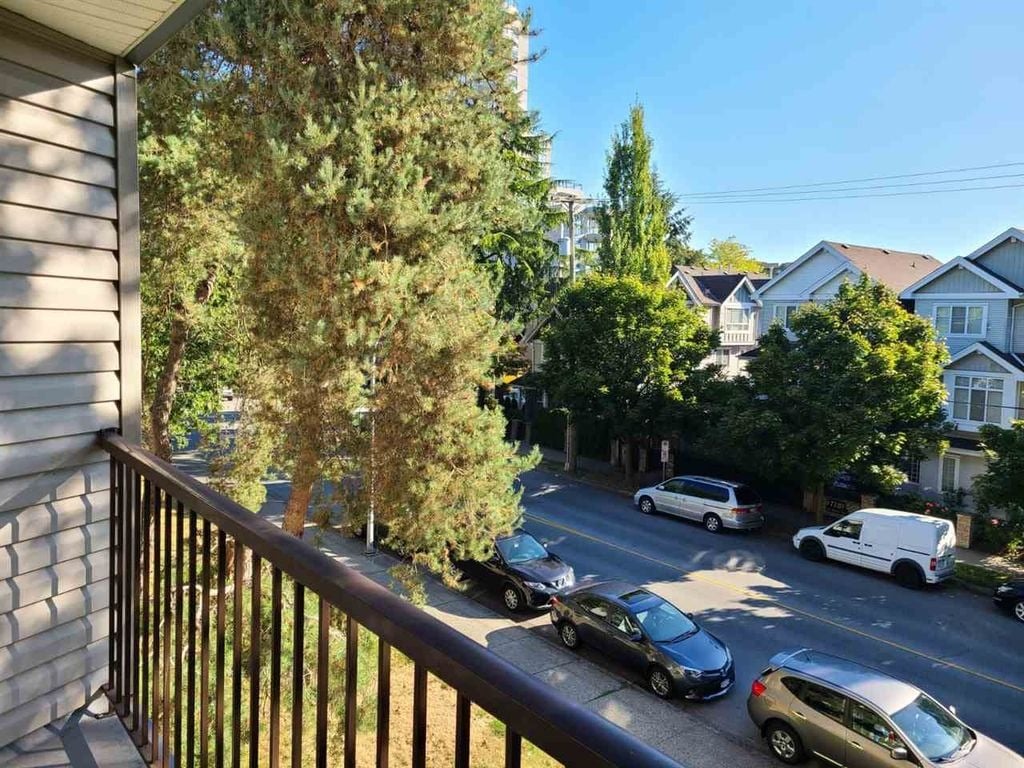 8391 Bennett Rd, #210
