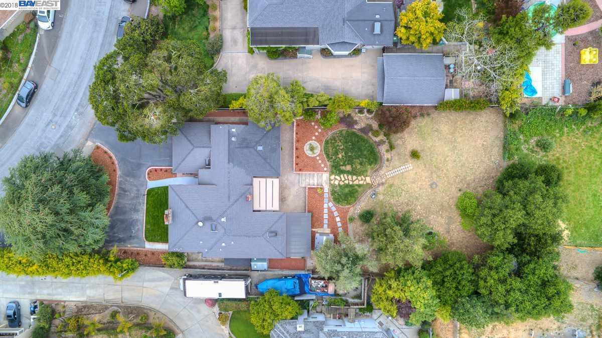 18036 Walnut Rd