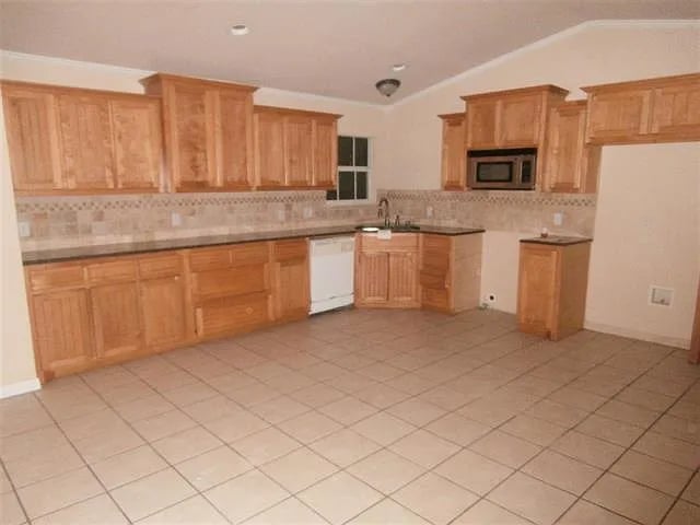 381 County Rd 3585