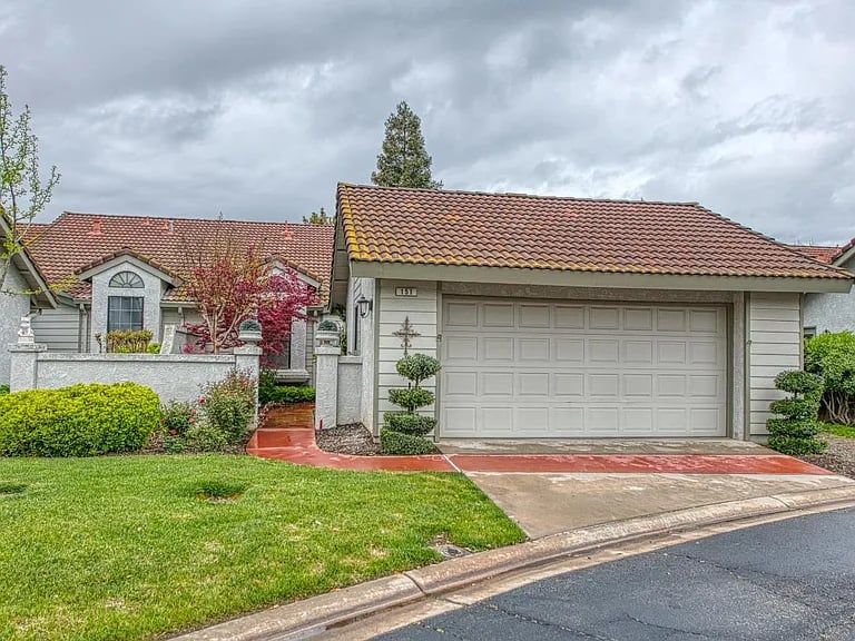 1229 W Bullard Ave Apt 151