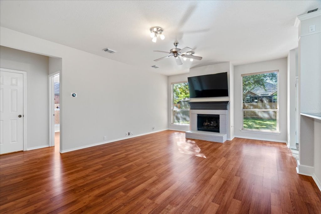 10937 Colonel Winn Loop
