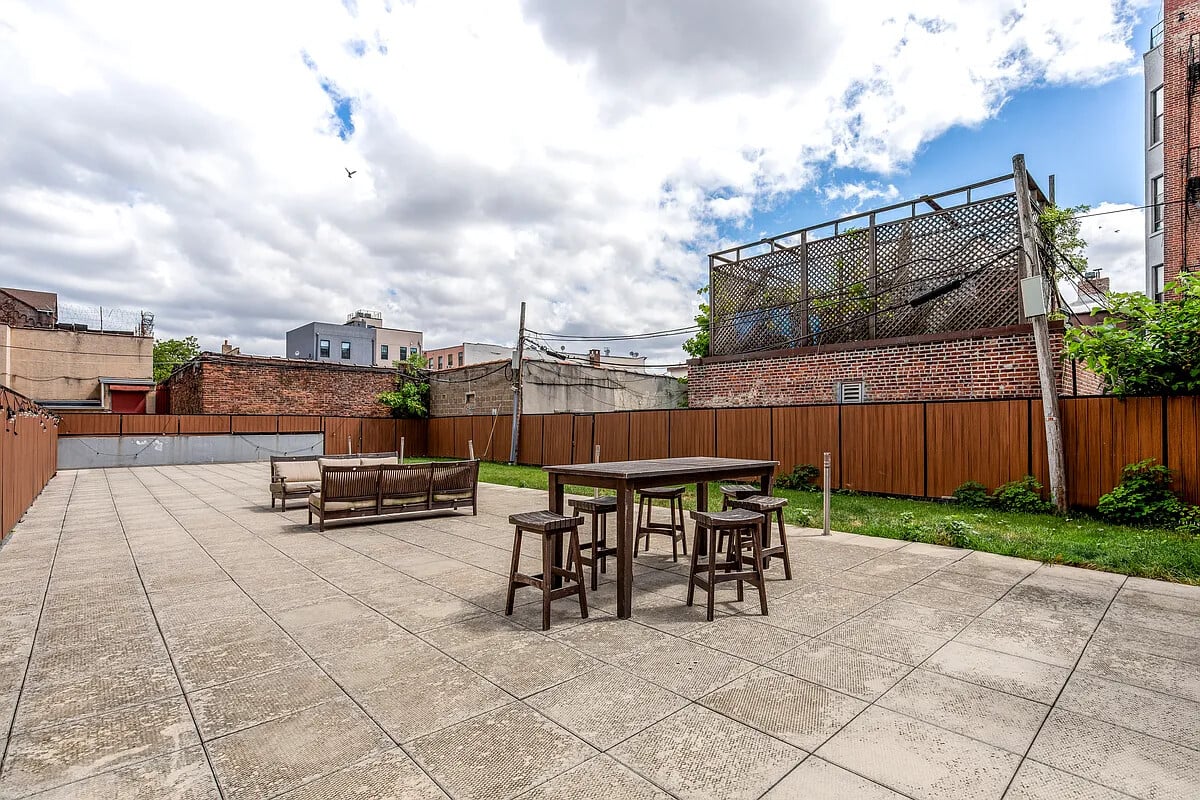 535 Classon Avenue, Apt 204