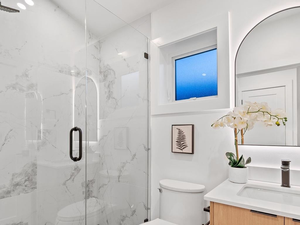 A-3538 W 14th Ave