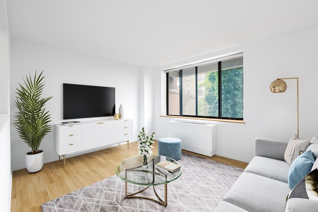 445 W 19th St. #2B
