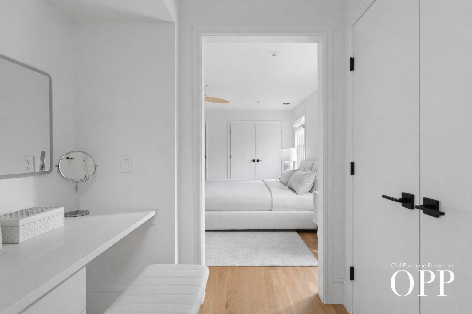 A MODERN SANCTUARY IN AN EXQUISITE LOCATION