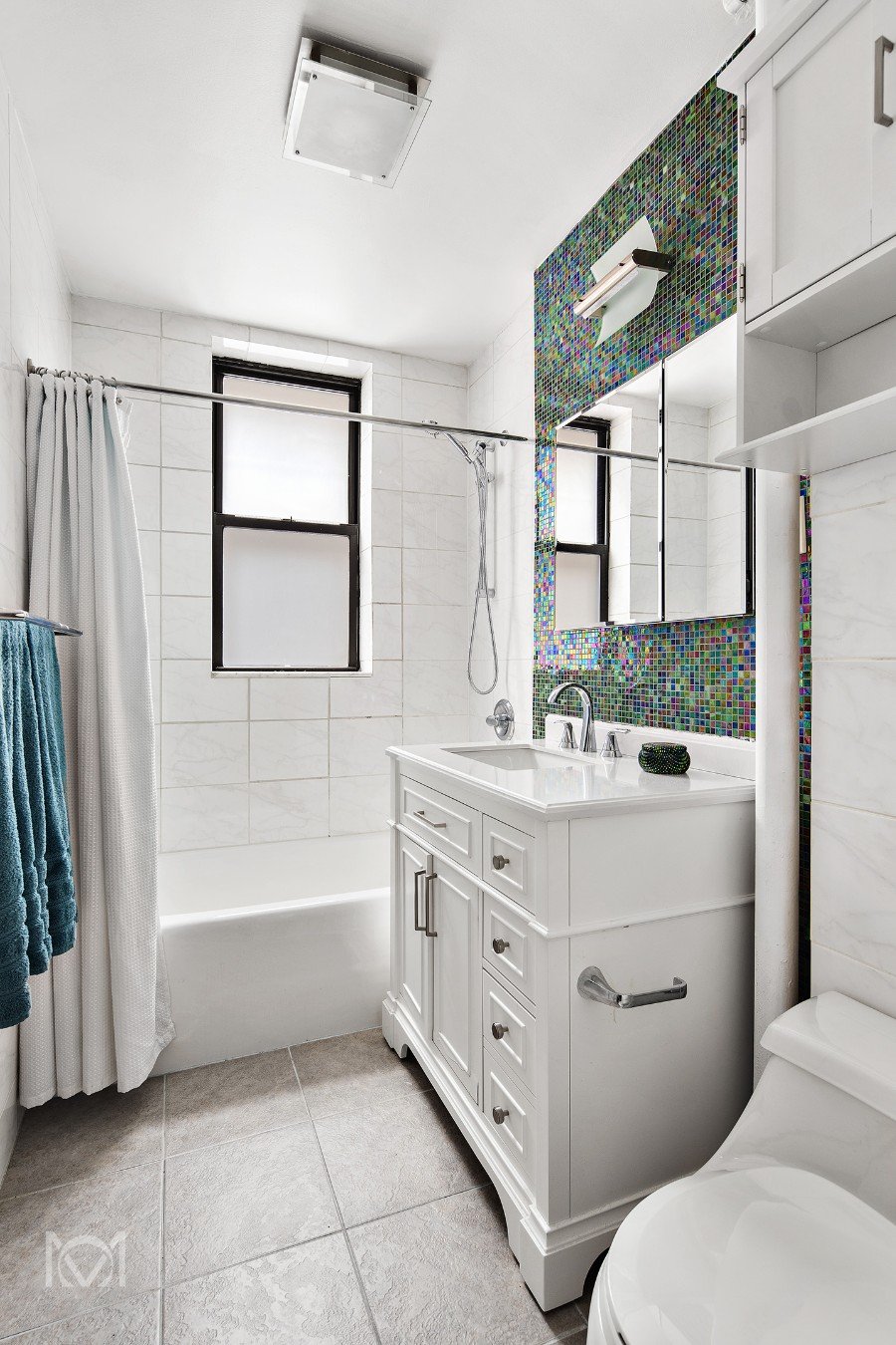146 East 49th Street, 9C