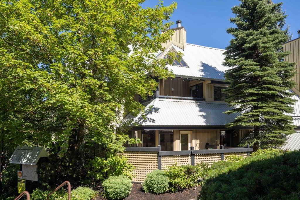 4725 Spearhead Dr, #26